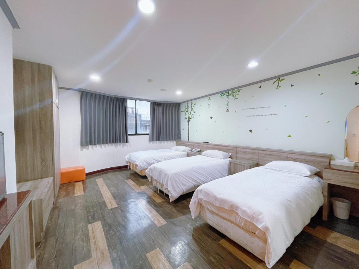 A22 Wei Lu Hotel Čung-li Exteriér fotografie