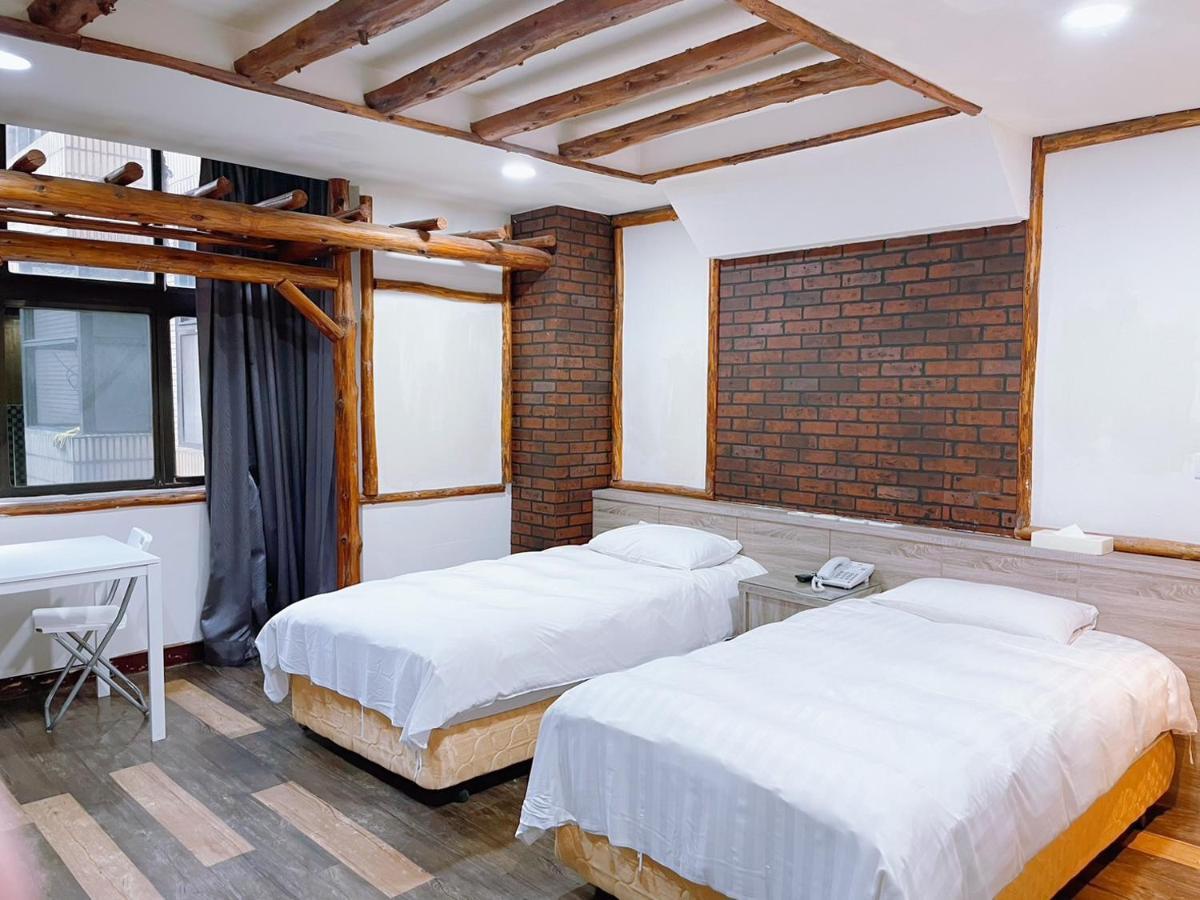 A22 Wei Lu Hotel Čung-li Exteriér fotografie