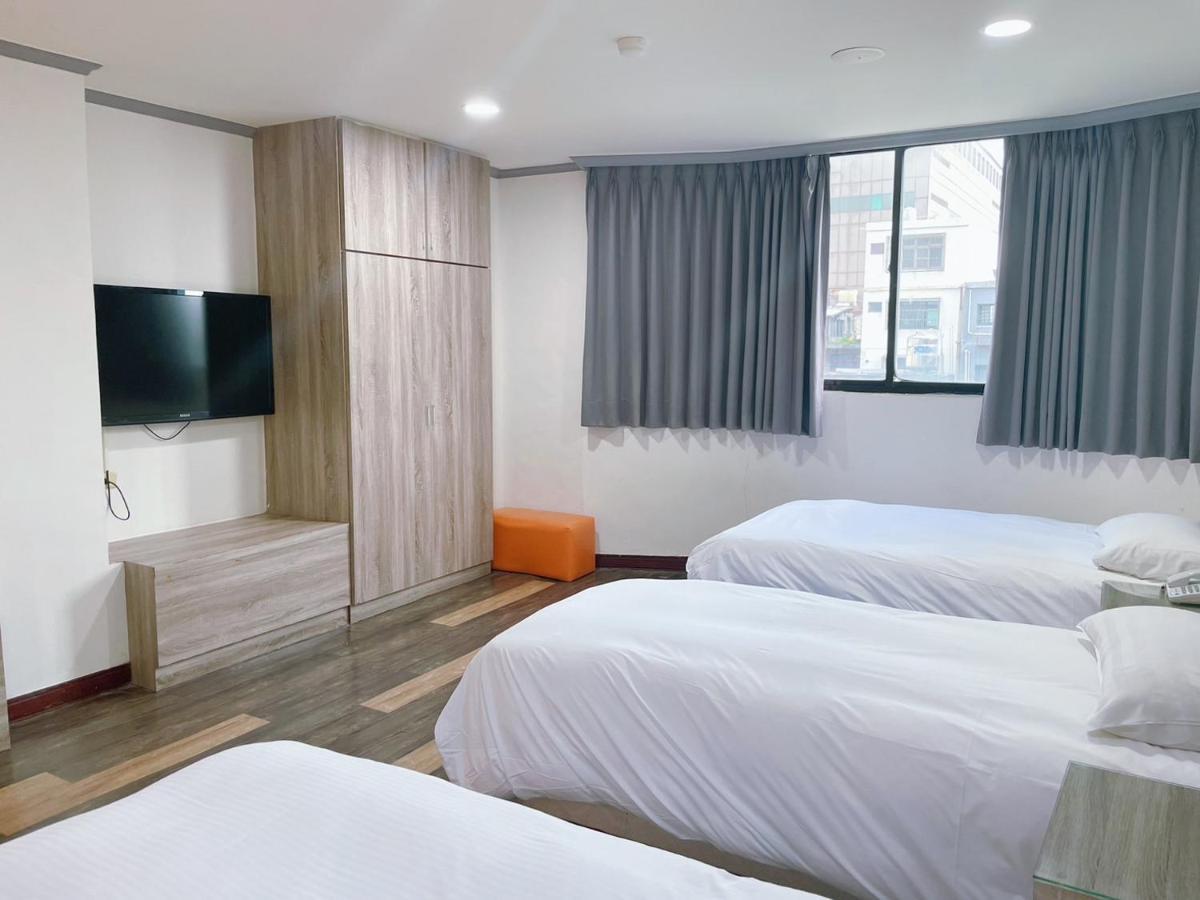 A22 Wei Lu Hotel Čung-li Exteriér fotografie