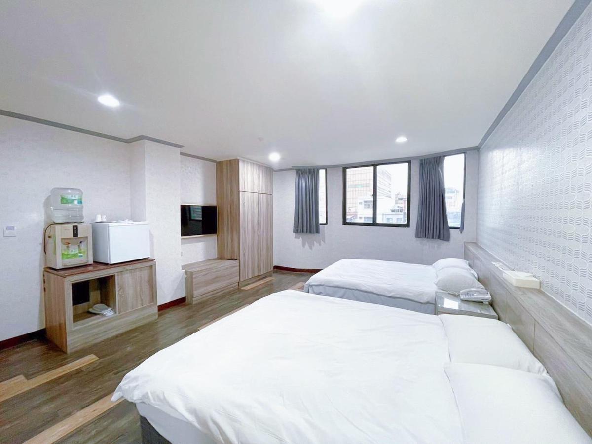 A22 Wei Lu Hotel Čung-li Exteriér fotografie