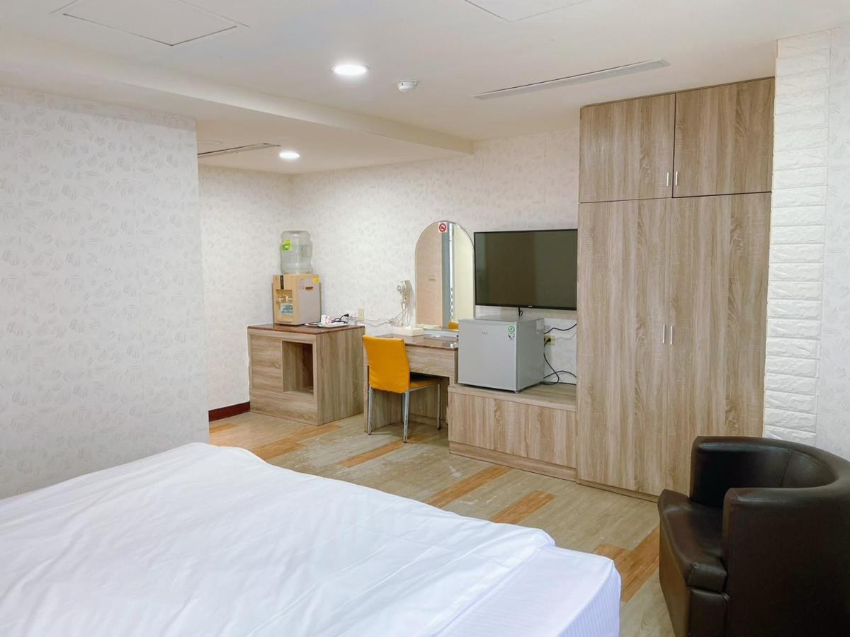 A22 Wei Lu Hotel Čung-li Exteriér fotografie