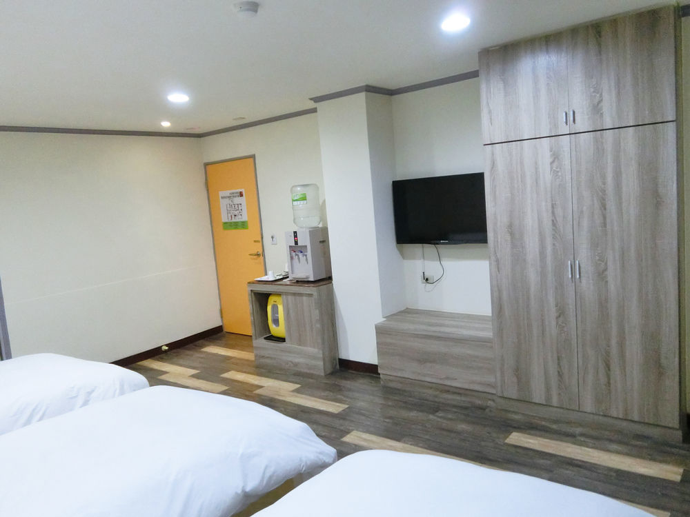 A22 Wei Lu Hotel Čung-li Exteriér fotografie
